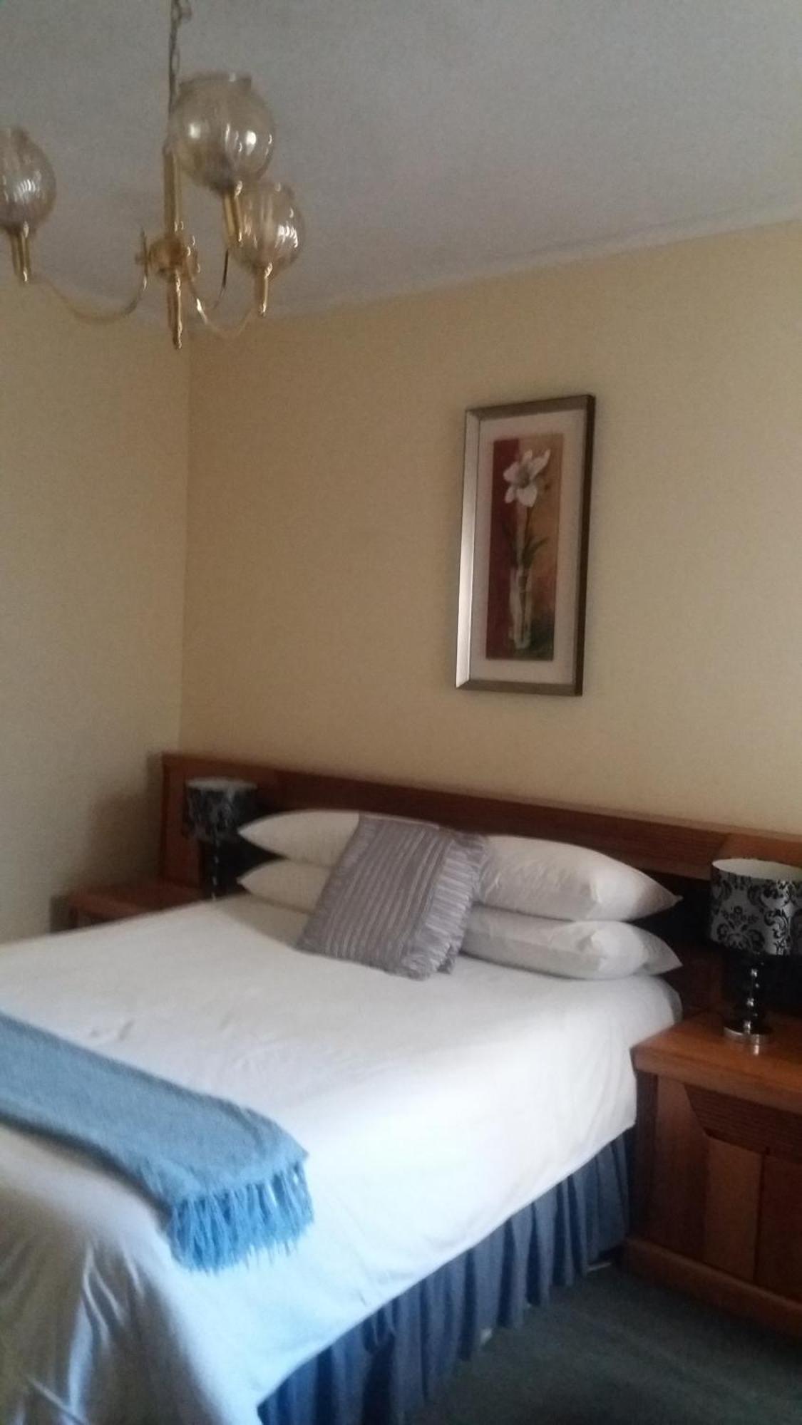 Tshulu Tsha Nabe B&B Bulawayo Esterno foto