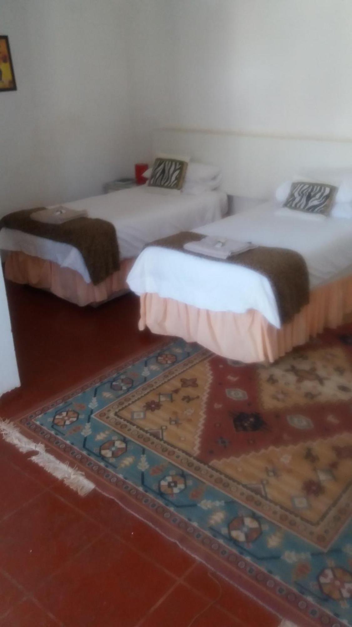 Tshulu Tsha Nabe B&B Bulawayo Esterno foto